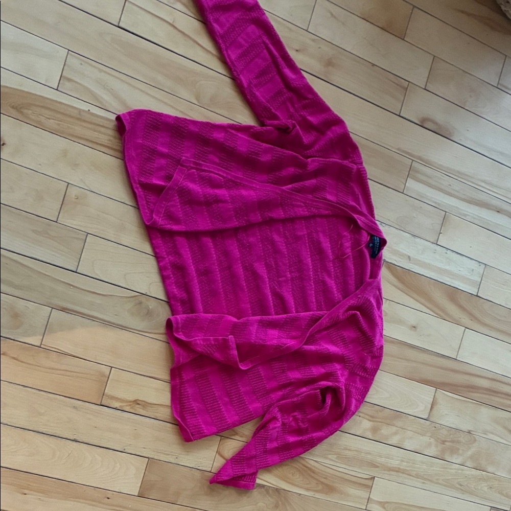 Vibrant Pink Cardigan Jones of New York